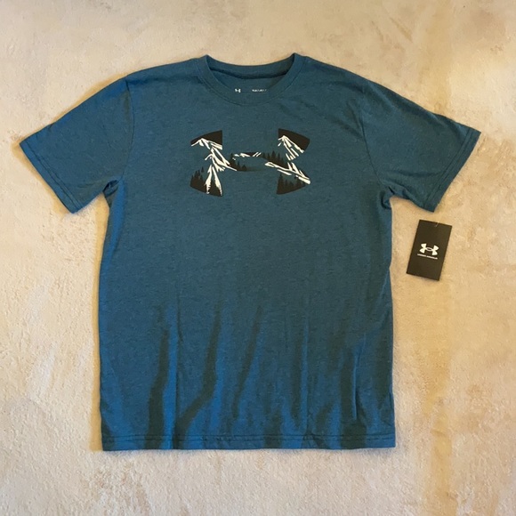 Under Armour Boys Outfit Size Large(14) - Picture 2 of 7